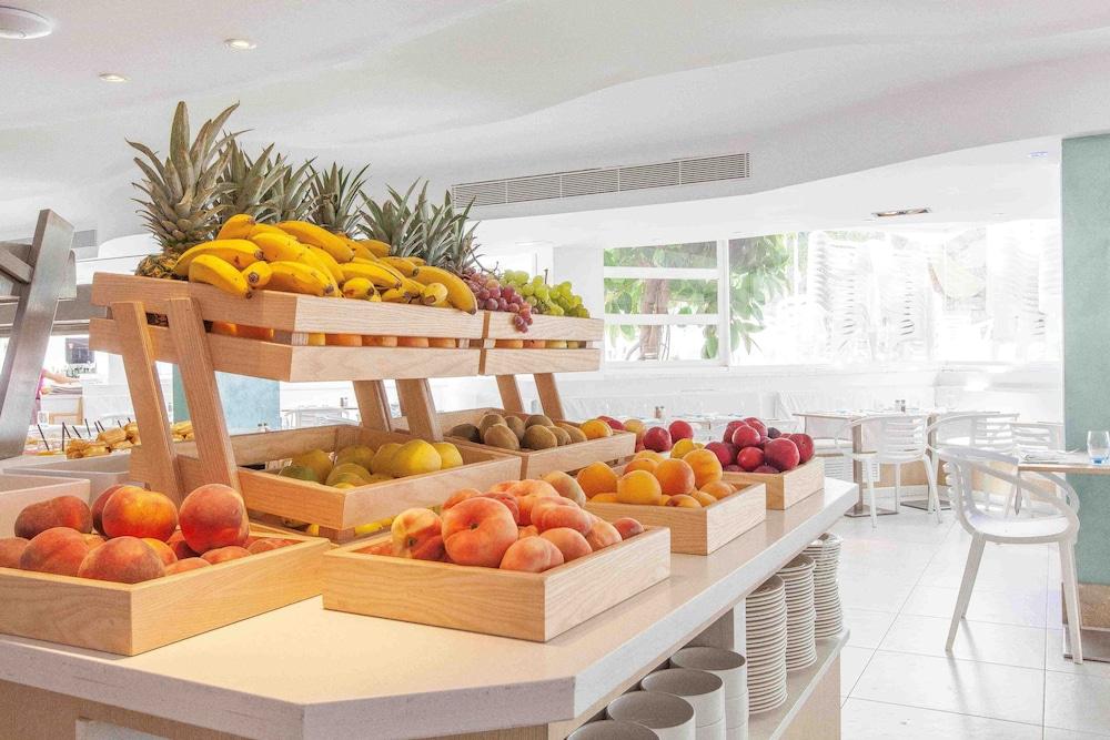 Fergus Style Cala Blanca Suites Santa Ponça Exteriér fotografie