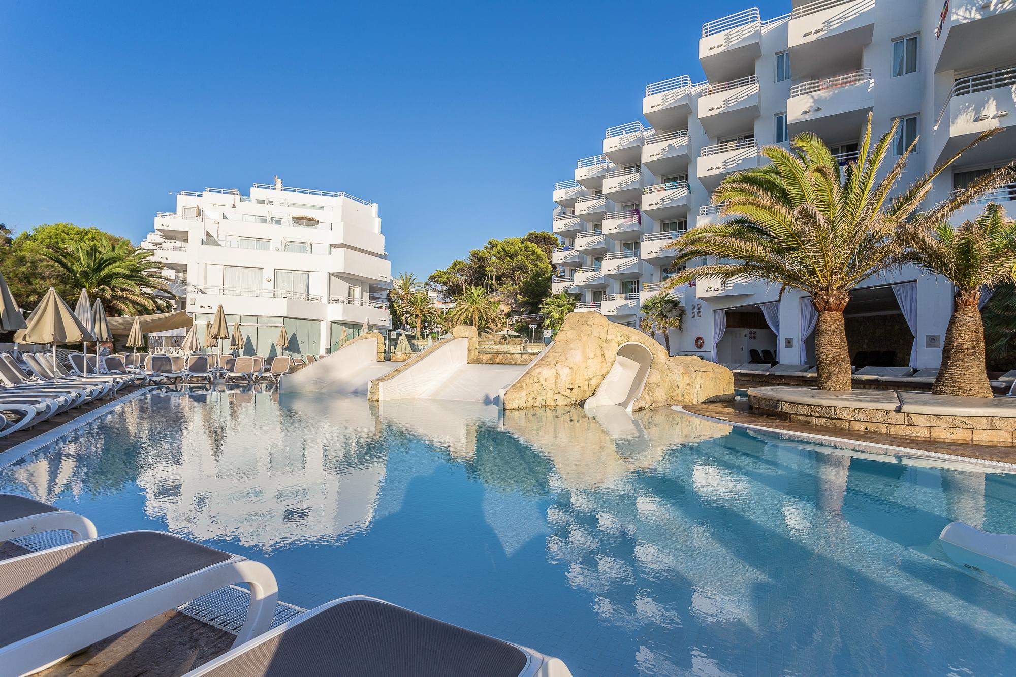 Fergus Style Cala Blanca Suites Santa Ponça Exteriér fotografie